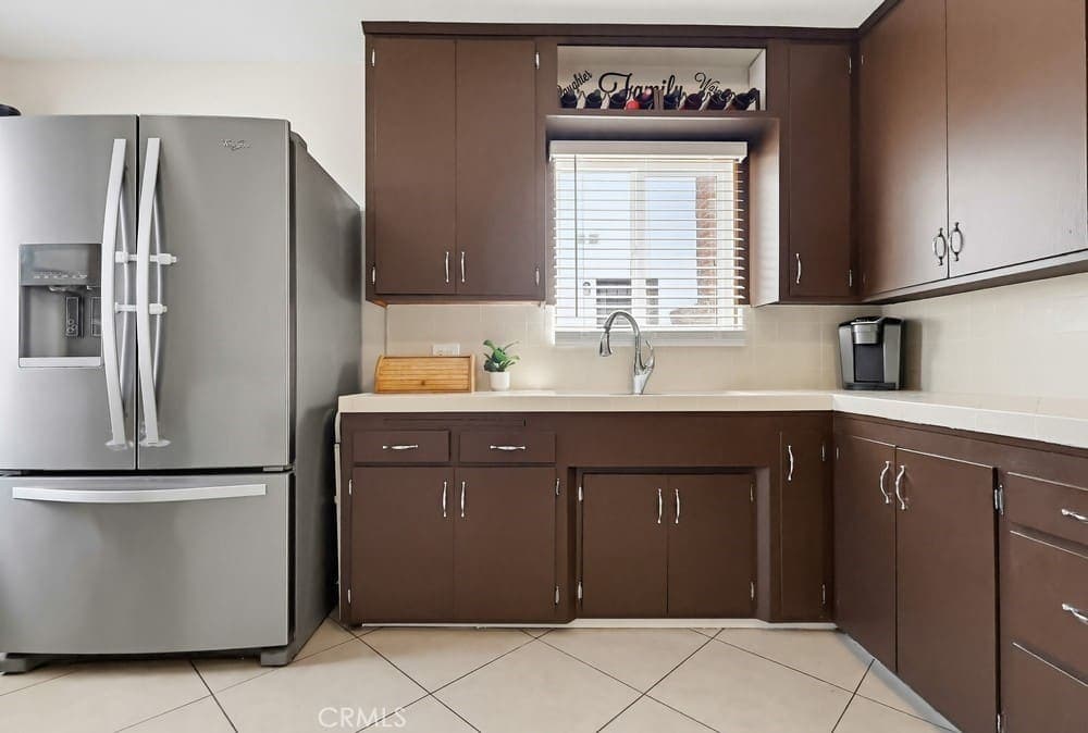 Just Sold: Charming Spanish Home Near West Harbor — gallery photo 5
