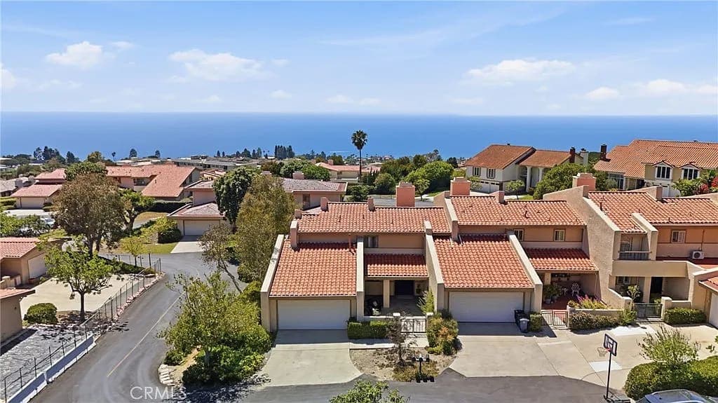 Just Listed | Ocean View Townhome in RPV — gallery photo 4