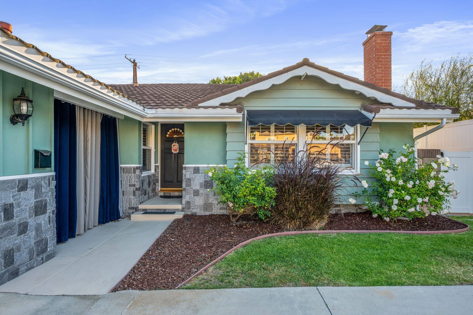 SOLD in South Torrance | 23501 Ladeene Ave — gallery photo 3