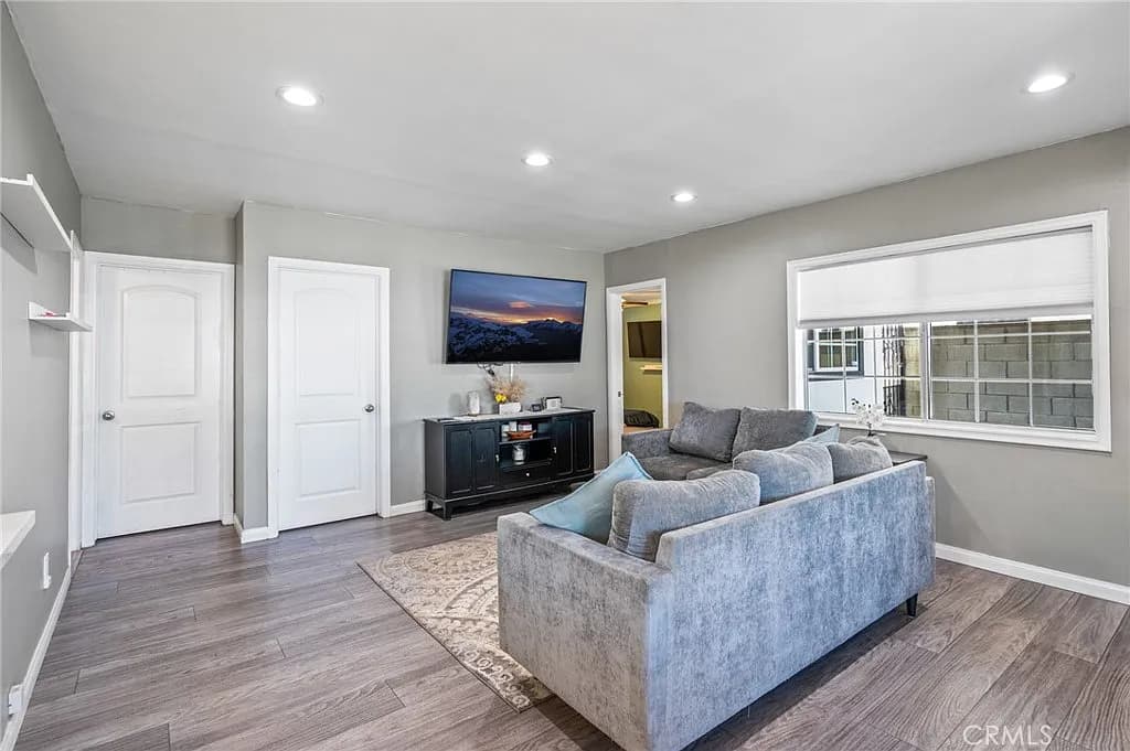 SOLD! Updated Torrance Home with ADU — gallery photo 3