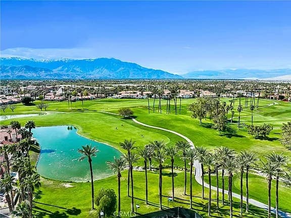 Just Listed | Luxury Desert Golf Retreat — gallery photo 4