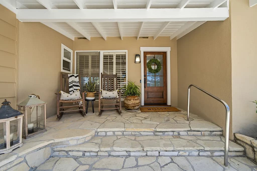 Just Listed | Upgraded Home with Harbor Views — gallery photo 3