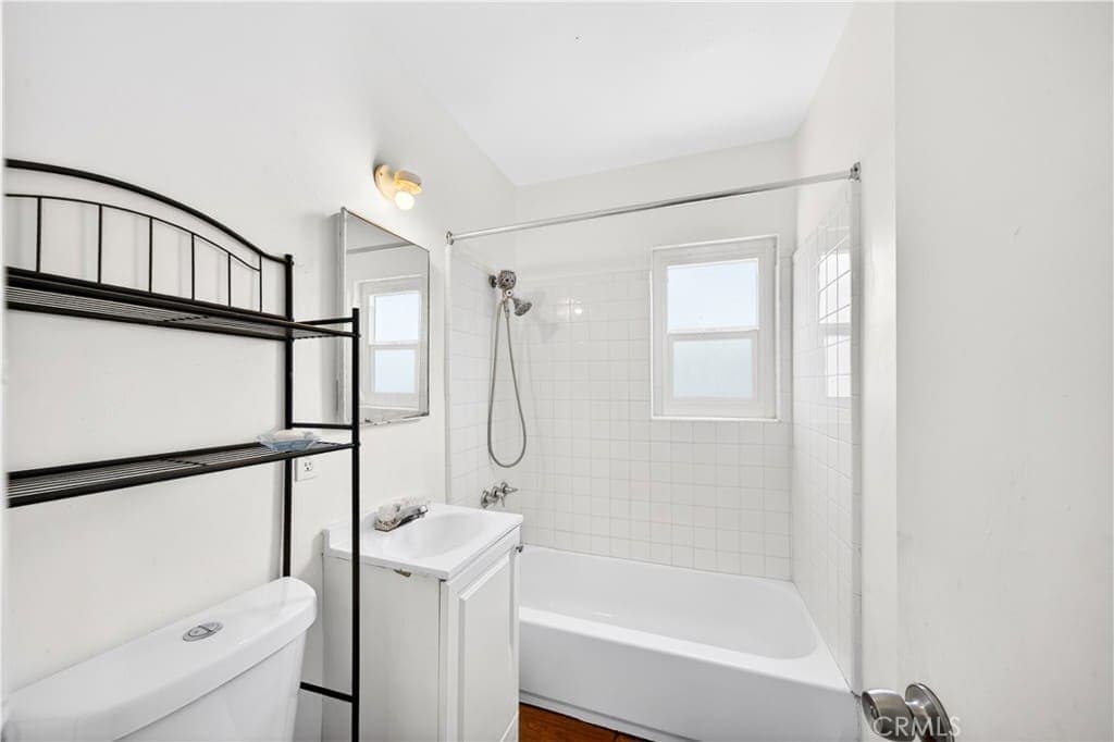 SOLD! Versatile San Pedro Property Finds a New Owner — gallery photo 4