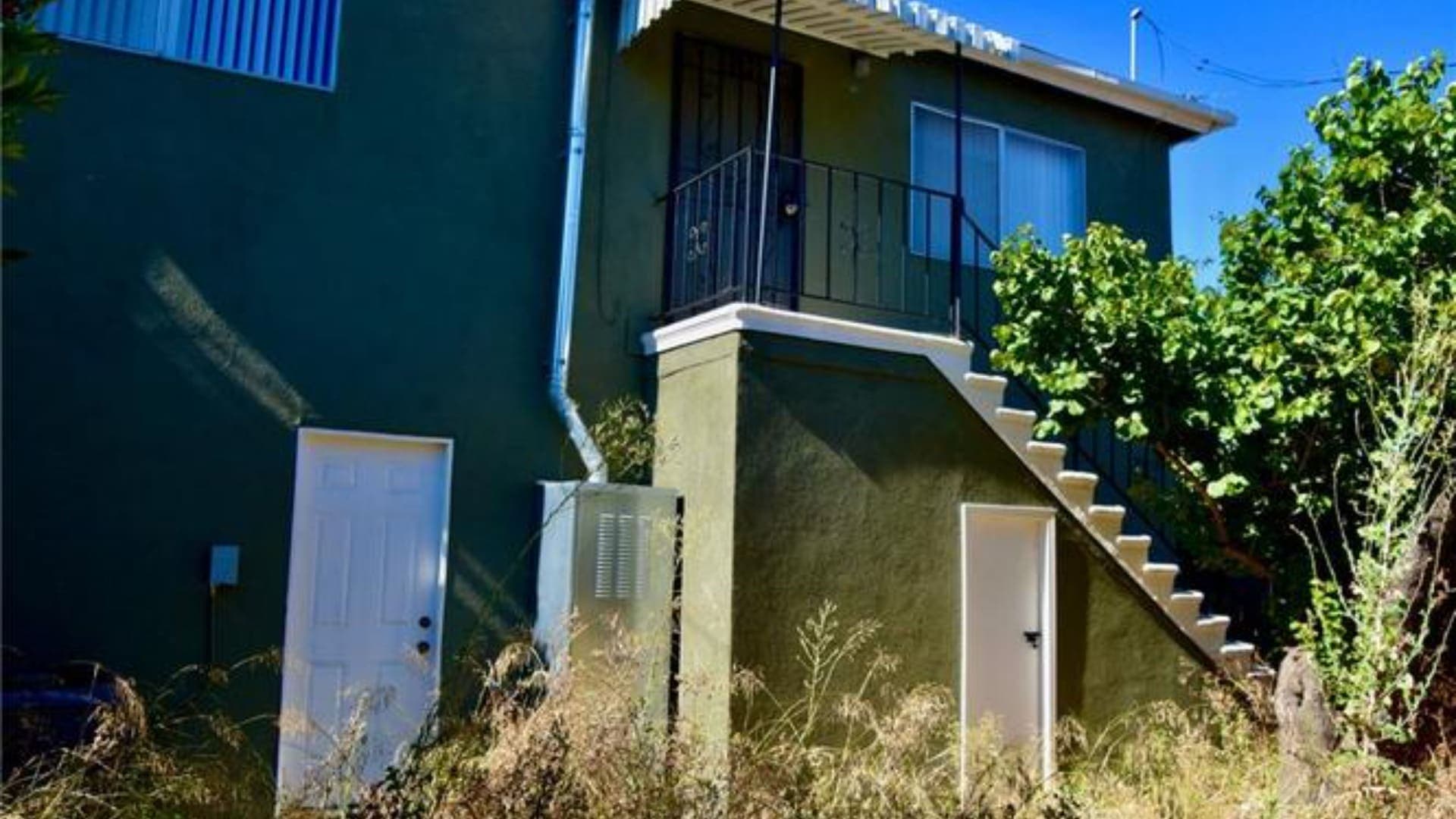 584 W 3rd St SOLD! Another San Pedro Success — gallery photo 5