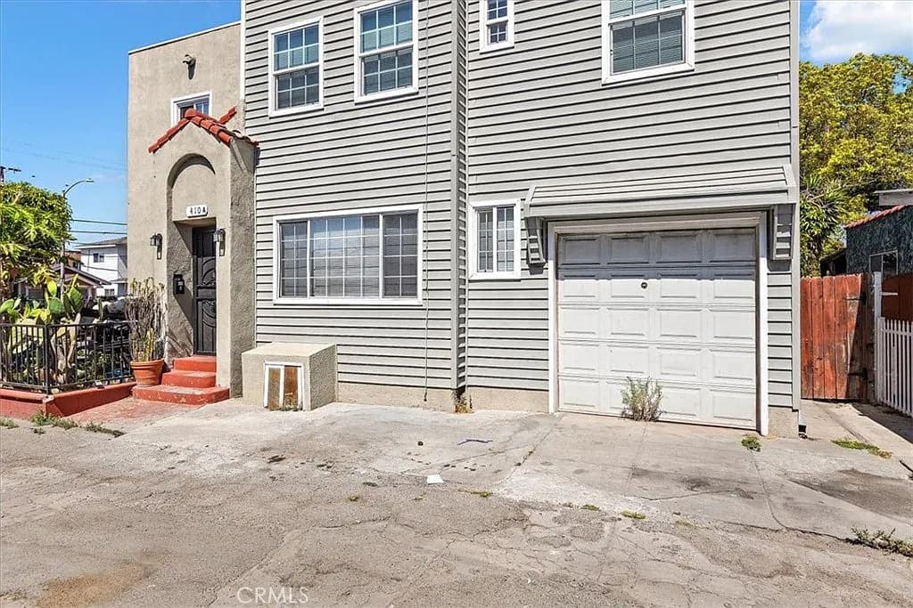 Photo of Live in One, Rent the Other - Duplex Opportunity in Long Beach