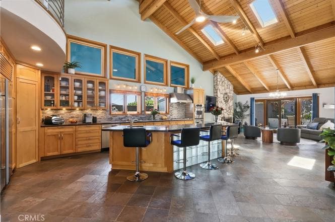 Sold | Panoramic View South Shores Masterpiece — gallery photo 4