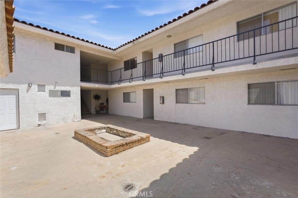 Just Listed | 13-Unit San Pedro Multifamily Near West Harbor | No Rent Control — gallery photo 4
