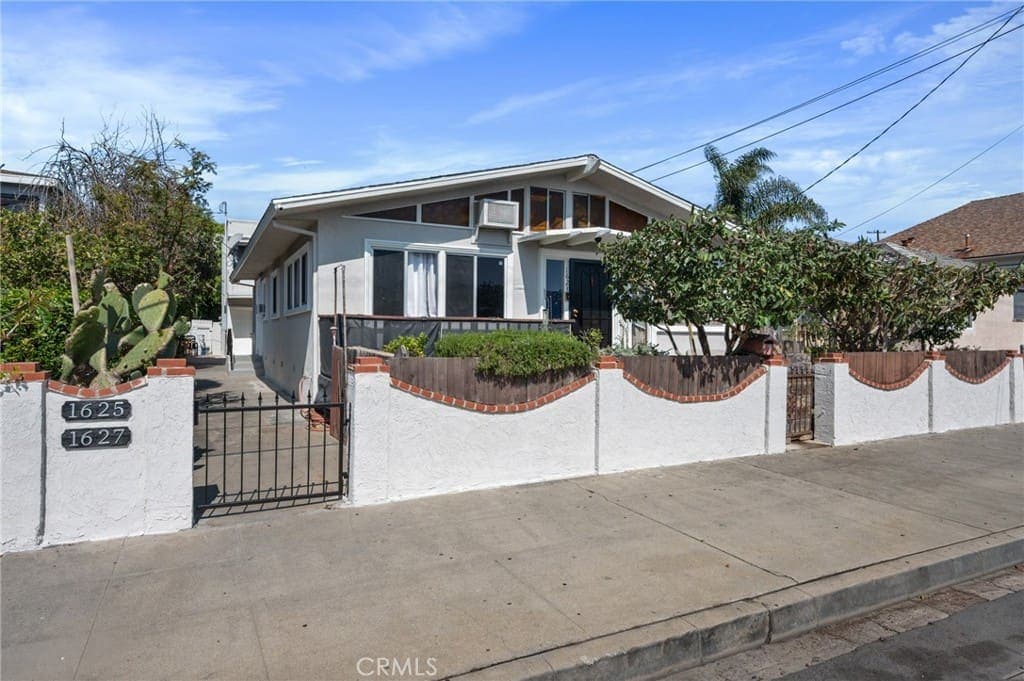 Just Sold | Prime San Pedro Triplex — exterior view