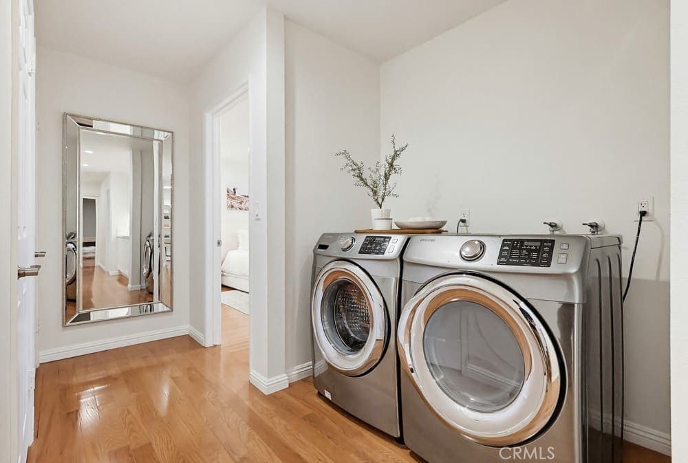 Experience elevated coastal living in San Pedro's coveted Palisades neighborhood — gallery photo 4