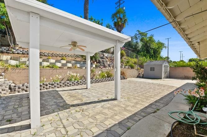 Just Sold in Rancho Palos Verdes — A Home Full of Potential in a Prime Location — gallery photo 4