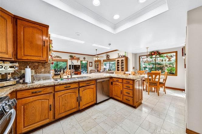 Just Sold | Mesa Woods Gem in Prime Costa Mesa — gallery photo 4