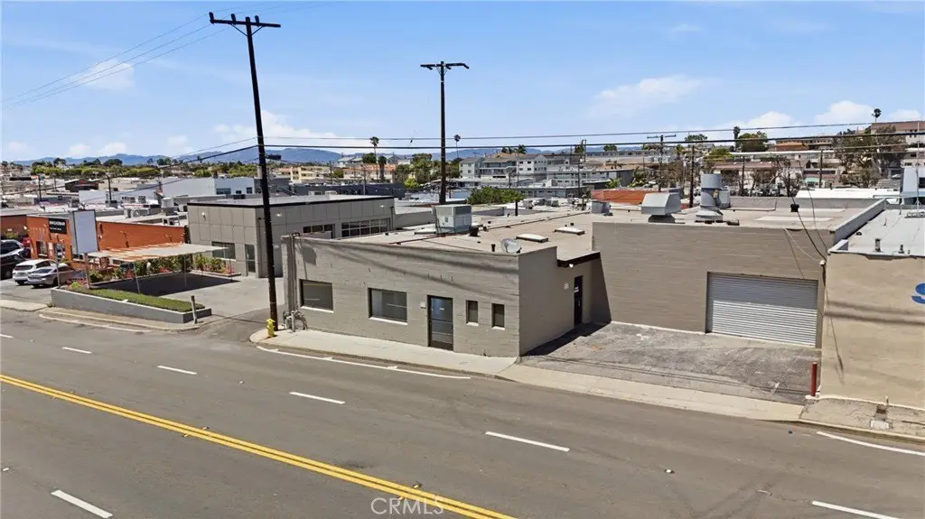 Just Listed: 5,270 SF Stand-Alone Warehouse | El Segundo — exterior view