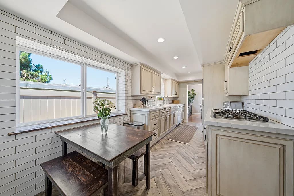 Just Listed | Upgraded Home with Harbor Views — gallery photo 5