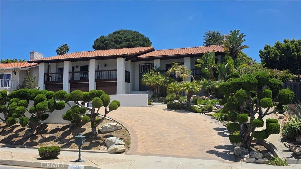 Ocean View Gem in Los Verdes — exterior view