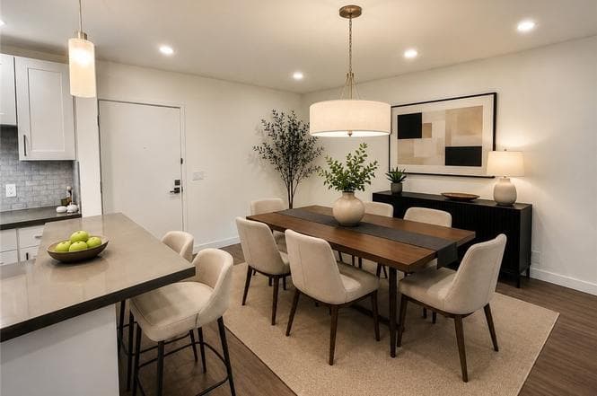 Just Listed: Resort-Style Living in The Estates — gallery photo 3