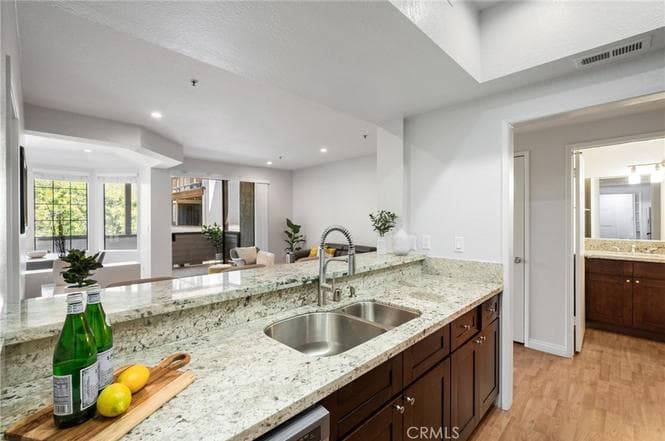 SOLD! Resort-Style Torrance Condo — gallery photo 4