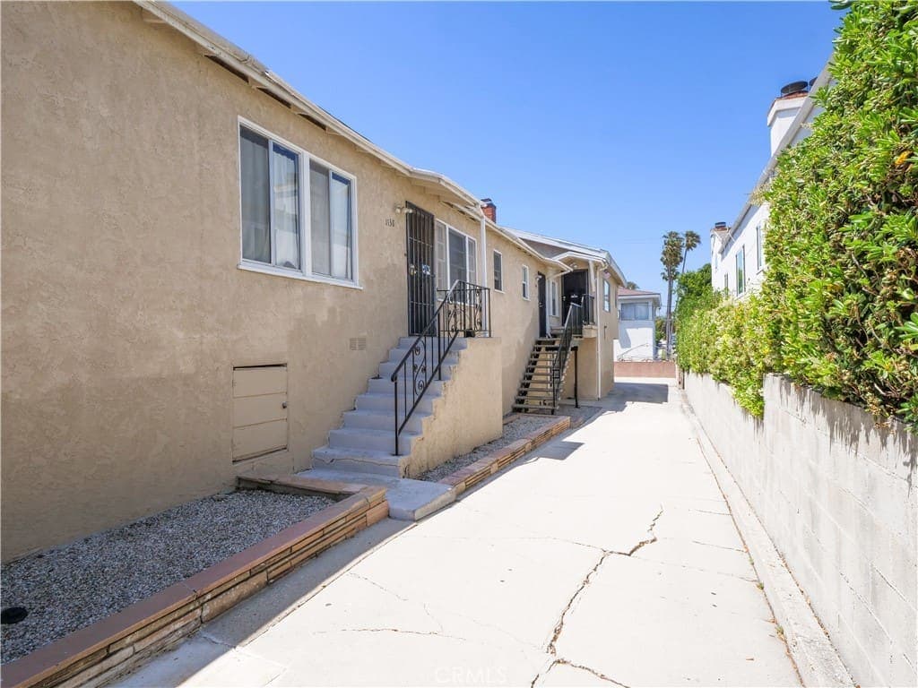 Just Listed | Prime Vista Del Oro 4-Unit with Vacant Owner’s Unit — gallery photo 3