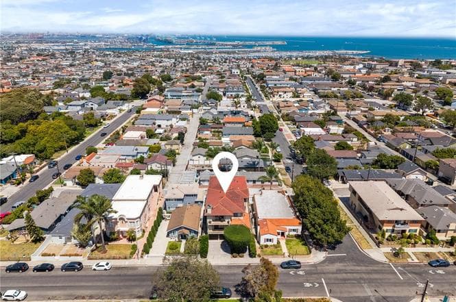 Just Sold: Top-Floor Vista Del Oro Condo — gallery photo 5