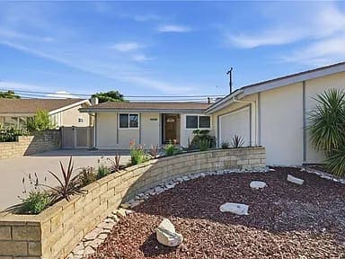 Turnkey Single-Level Peninsula Home — exterior view