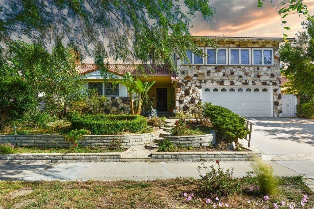 Just Sold in Rancho Palos Verdes — A Home Full of Potential in a Prime Location — exterior view