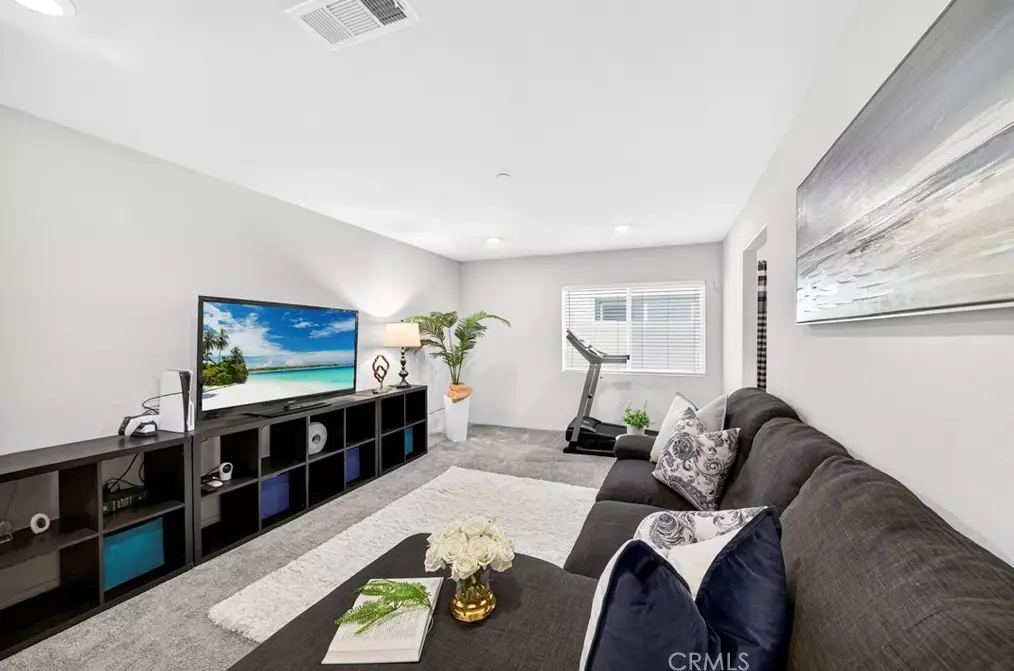 Photo of Rare Detached 4-Bed Townhome with Paid Solar in Harbor City