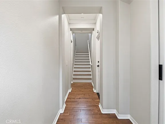SOLD! Beautiful Woodbury Home in Irvine — gallery photo 3
