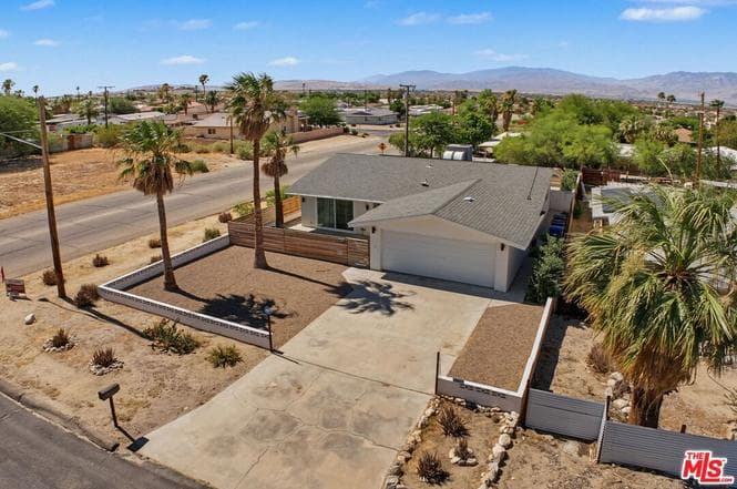 Photo of Beautifully Updated Desert Escape